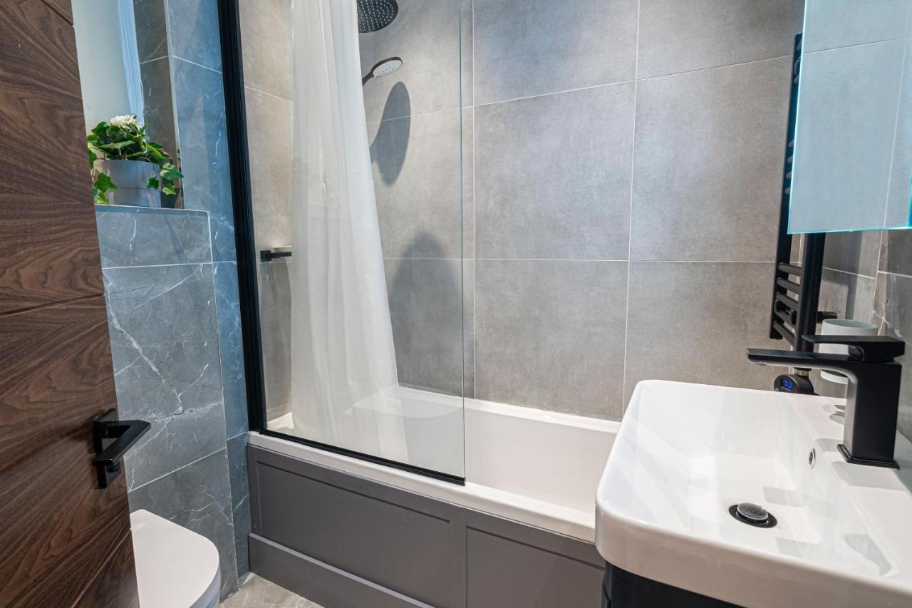 Stay At Kensington And Knightsbridge 런던 외부 사진
