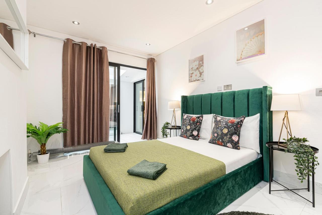 Stay At Kensington And Knightsbridge 런던 외부 사진