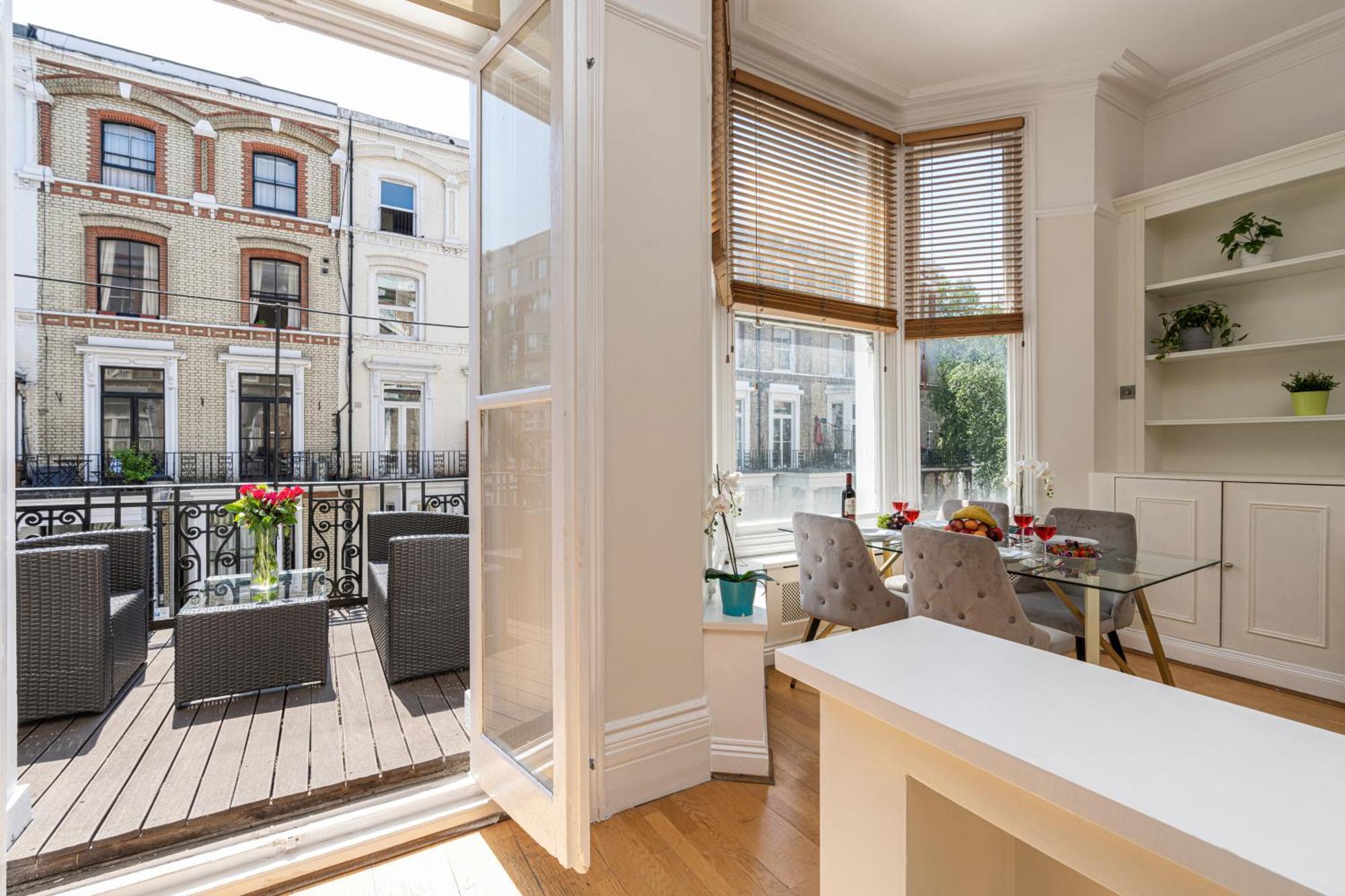 Stay At Kensington And Knightsbridge 런던 외부 사진