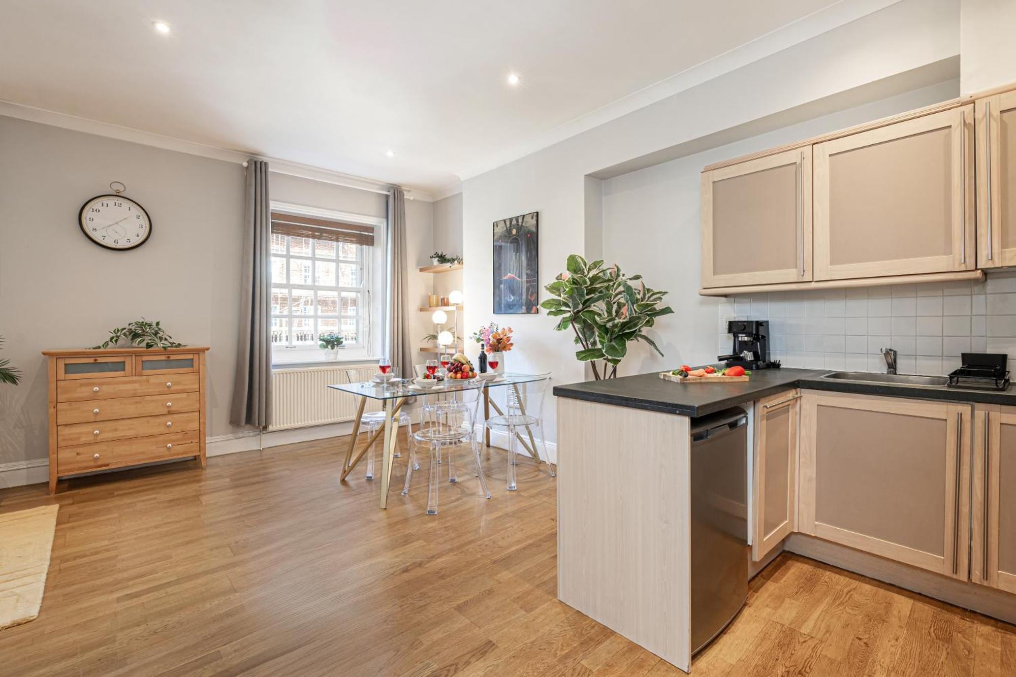 Stay At Kensington And Knightsbridge 런던 외부 사진